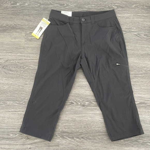 NWT Sz 6 Eddie Bauer Rainer Capris pants in Black - Picture 4 of 9